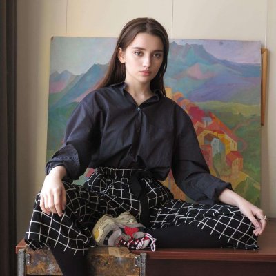 6686体育签约作者Elodie